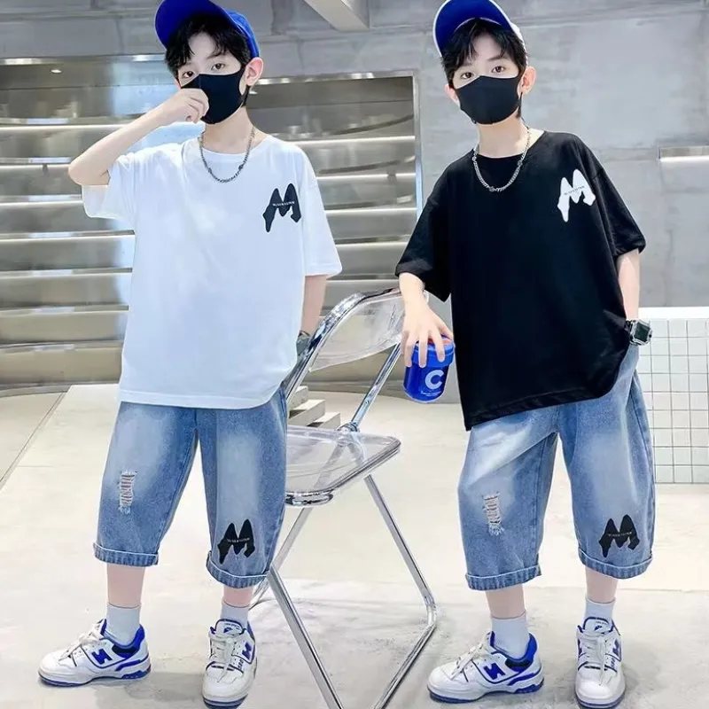 【110‐160 cm】アルファベット カジュアル 韓国系 キッズ ジュニア 子供 服 男の子 夏 半袖 Tシャツ カットソー+パンツ ボトムス セットアップ