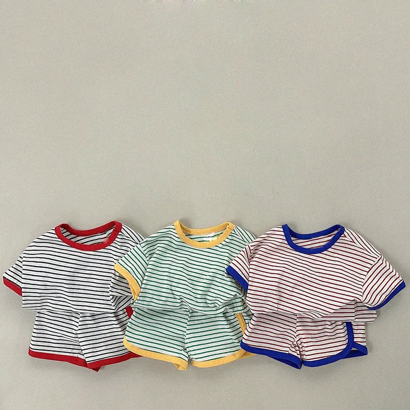 【70-120cm】三色選べ 新登場 人気上昇中 韓国風ファッション 配色 ボーダー 夏 女の子 男の子 セットアップ