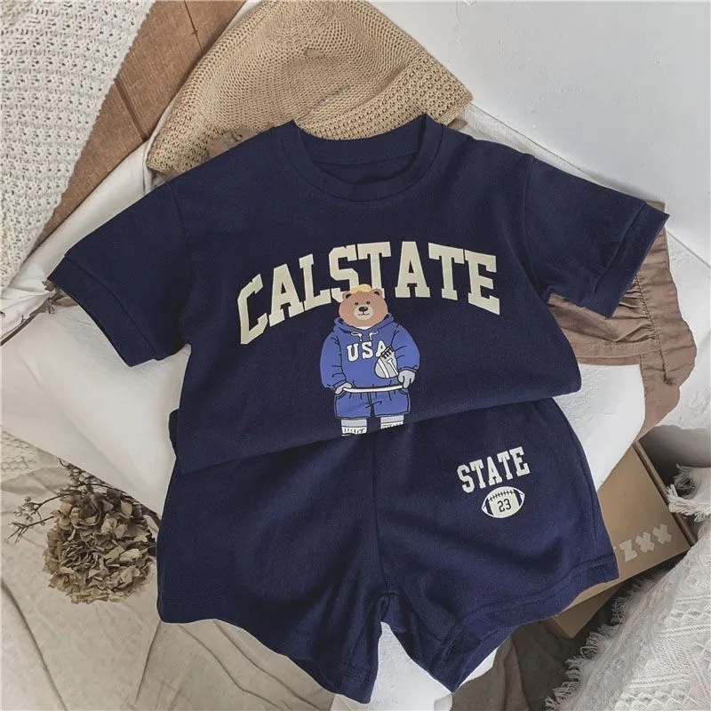 【80-130cm】3色展開 絶対可愛い カジュアル カートゥーン アルファベット 半袖 Tシャツ+ショート丈パンツ 男の子 セットアップ