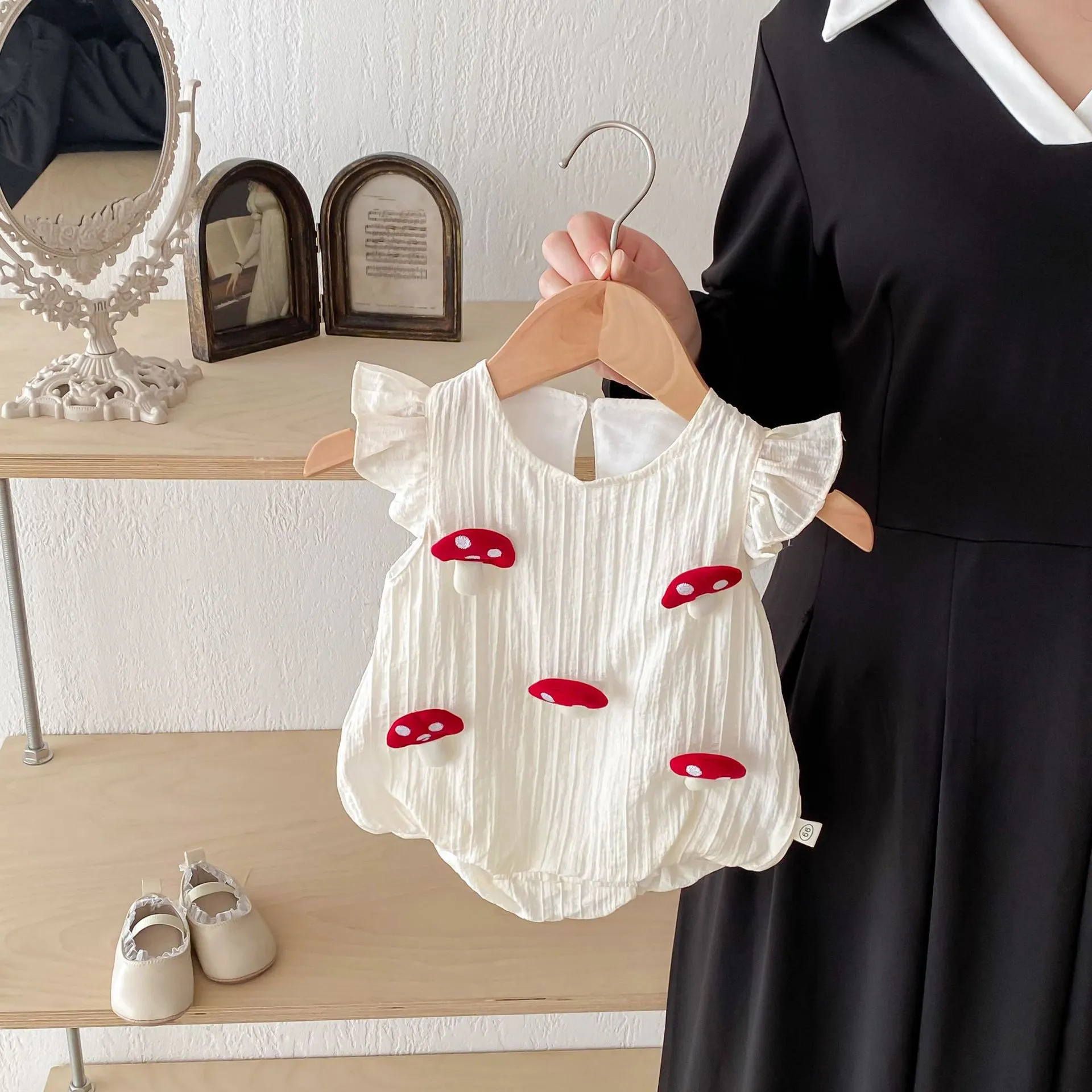 【66-90cm】5色選べる おしゃれ度高め 動物柄 キュート 清新 ベビー服 ロンパース