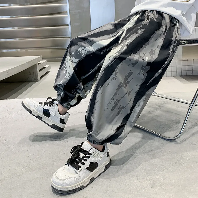 【100-160cm】新登場 ファッション 韓国系 配色 春夏 男の子 ボトムス