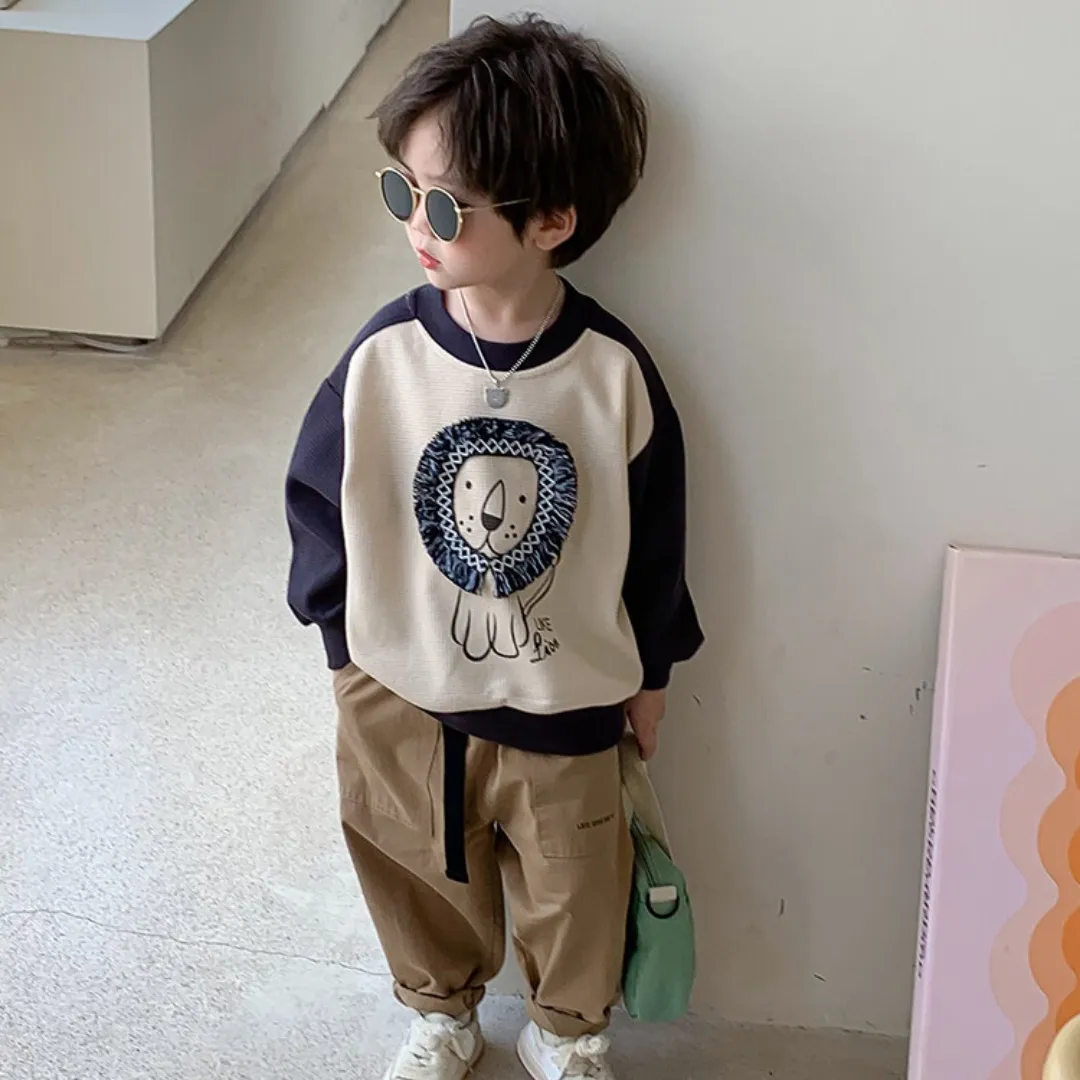 【90-130cm】遊び心満点 ふさふさの毛並みはフリンジ ライオン顔 長袖トレーナー 男の子
