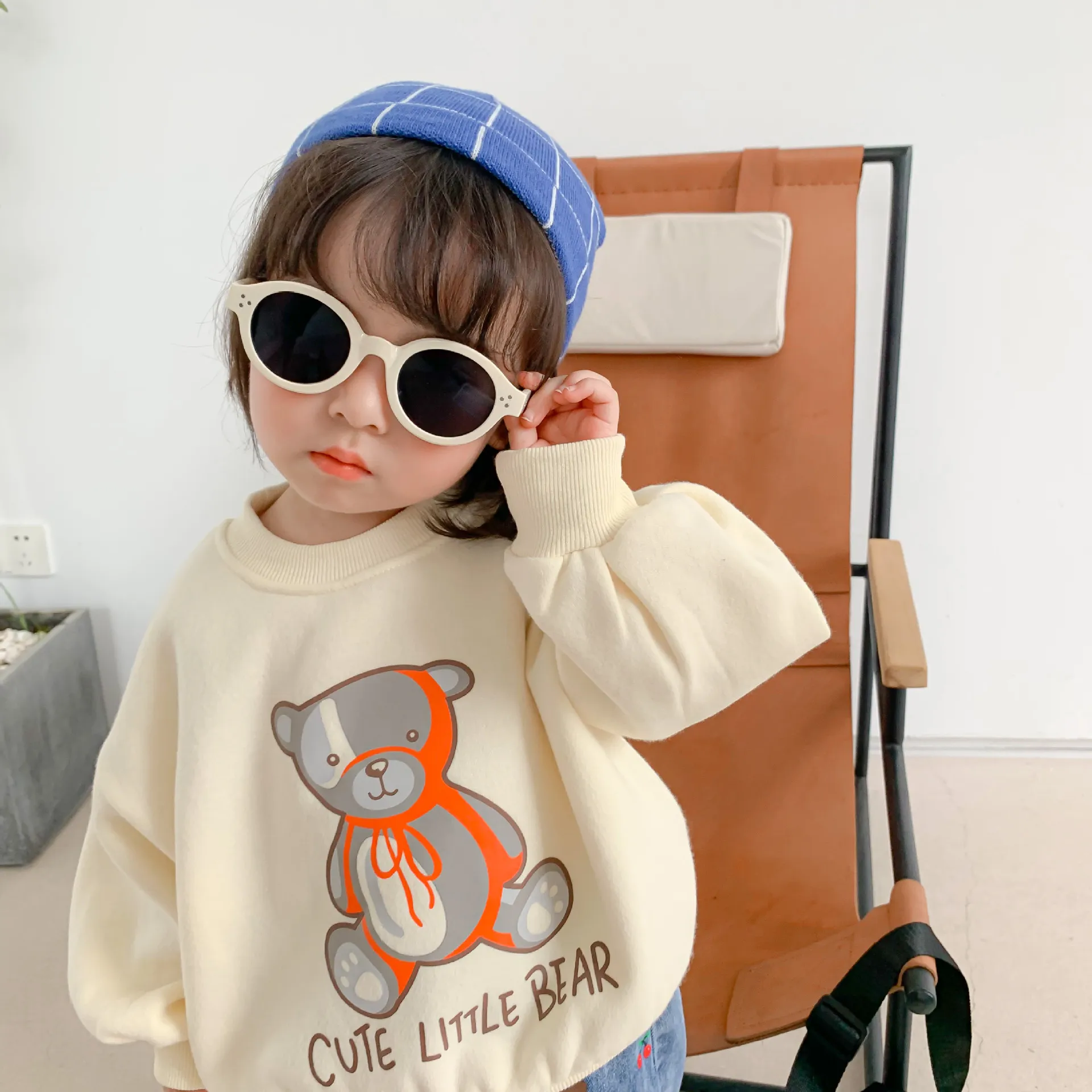 【90-130cm】売れ筋 シンプル 着心地良い 合わせやすい トレンド 人気 ラウンドネック トレーナー