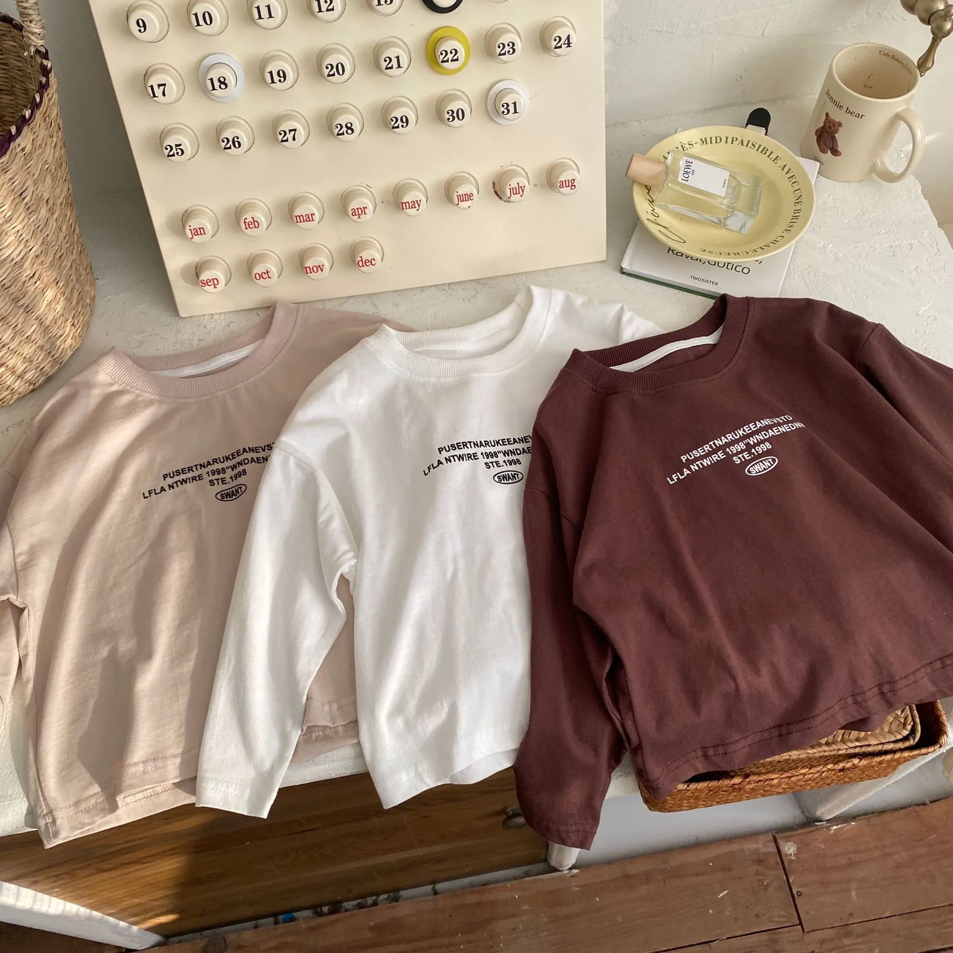 【90-130cm】着回し力抜群!プリント 男の子 女の子 トップス 長袖Tシャツ