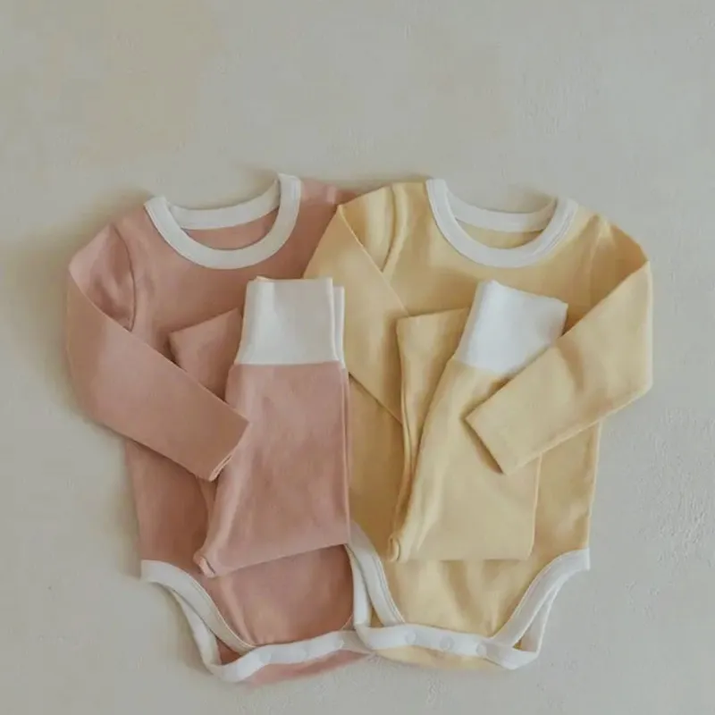 【66-90cm】二点セット 人気上昇中 肌に優しい  シンプル 四色選べる ベビートップス＋ボトムス セットアップ
