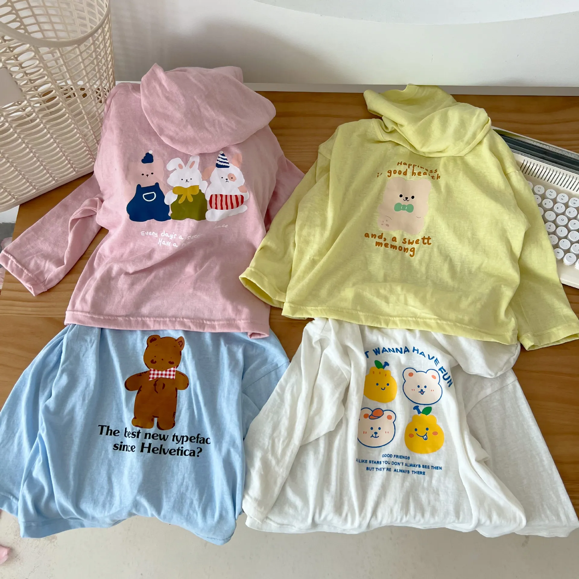 【90-140cm】超人気商品  かわいい 着やすい UVカット フード付き アウター