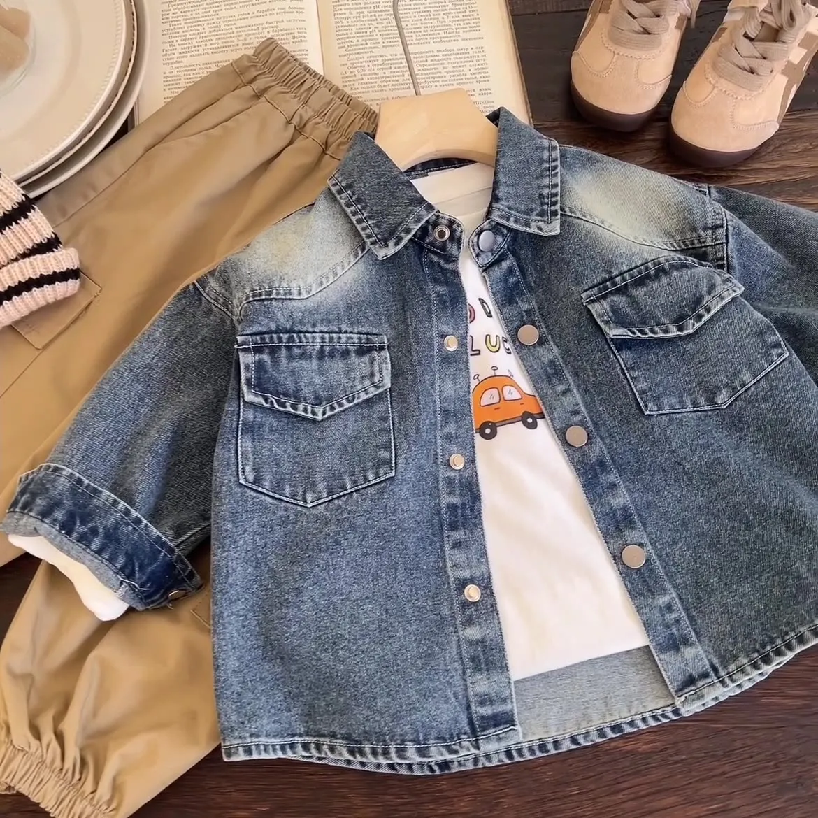 【90-140cm】絶対後悔しない 大人気 ファッション 定番  合わせやすい クール 男の子 デニム アウター シャツ