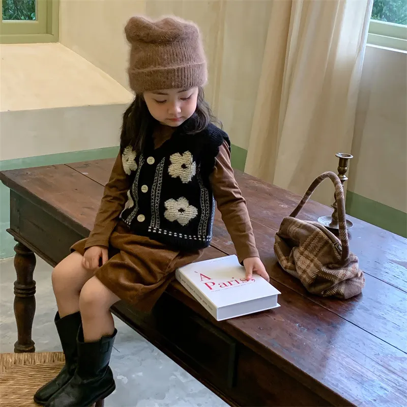 【90-130cm】売れ筋  大注目  特別なデザイン  レトロ  ins風  合わせやすい  女の子  ニット ベスト