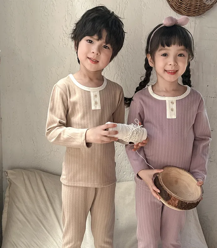 【90-160cm】人気上昇中 柔らかい素材  シンプル  ナチュラル 肌に優しい 男の子 女の子 パジャマ