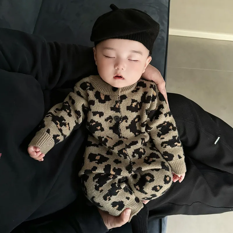 【66-100cm】新登場 人気上昇中 ニット ショウ柄 長袖 ベビー服 赤ちゃん アウター/ロンパース