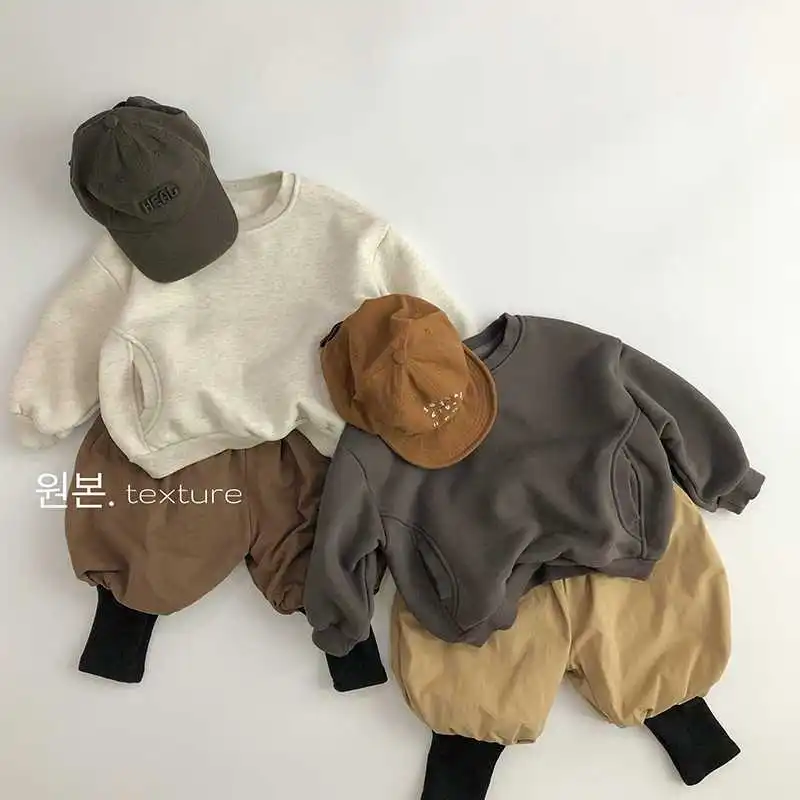 【80-130cm】二色選べ 韓国風ファッション シンプル カジュアル 無地 ポケット付き 男の子 女の子 裏起毛 パーカー トップス