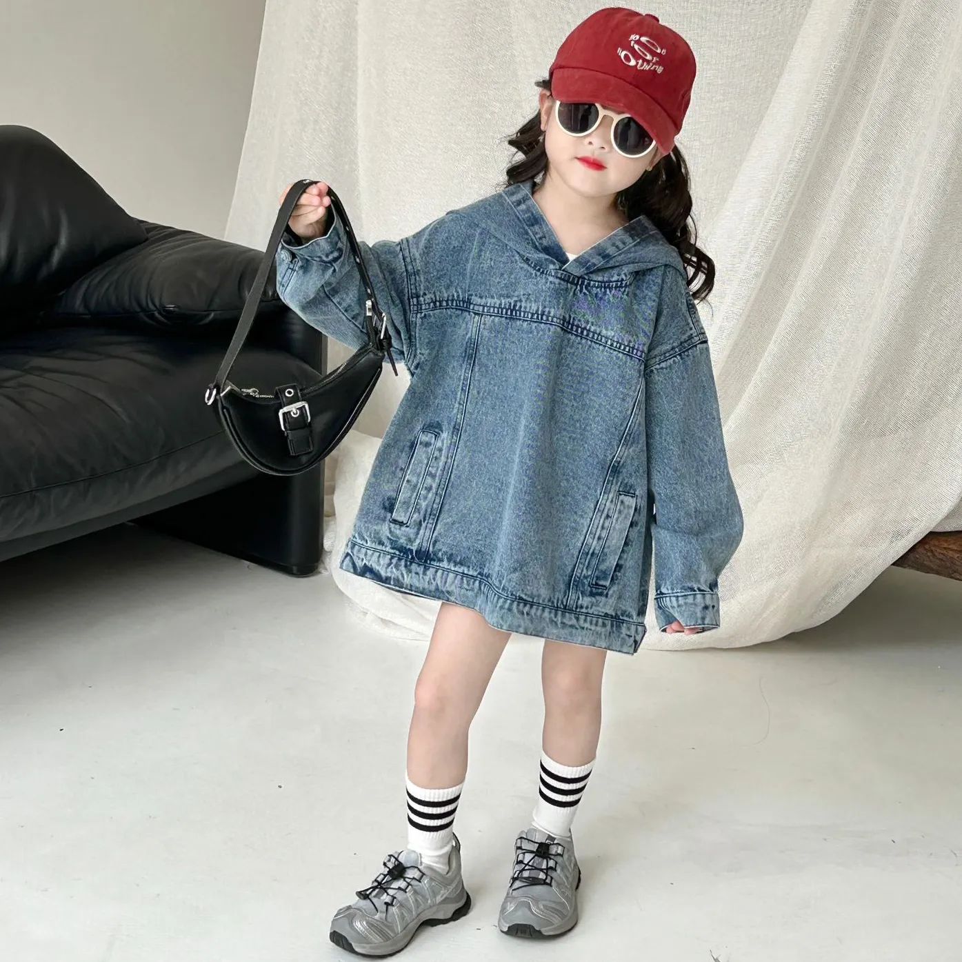 【90-140cm】可愛くて繊細な レトロ スウィート 無地 フード付き 子供服 春秋 女の子 デニム パーカー アウター