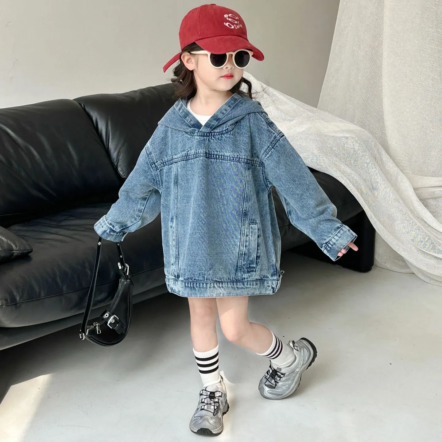 【90-140cm】可愛くて繊細な レトロ スウィート 無地 フード付き 子供服 春秋 女の子 デニム パーカー アウター