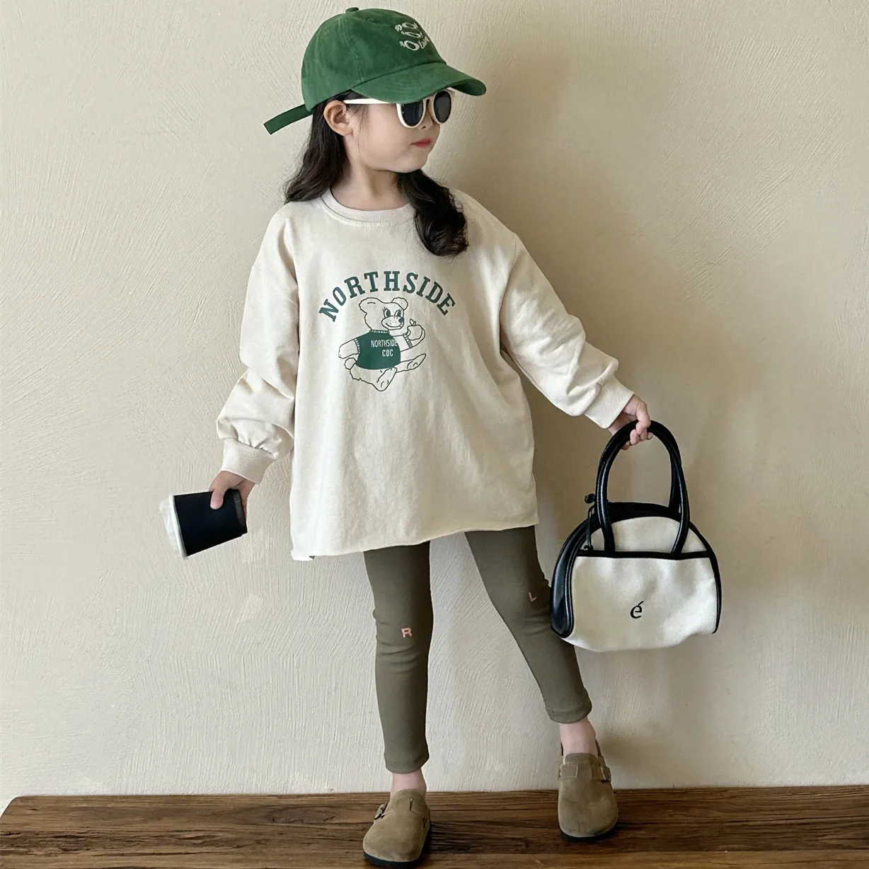 単品注文【90-140cm】人気上昇中 韓国系 カジュアル キュート カートゥーン トップス＋レギンス 子供服 春秋 女の子 二点セット