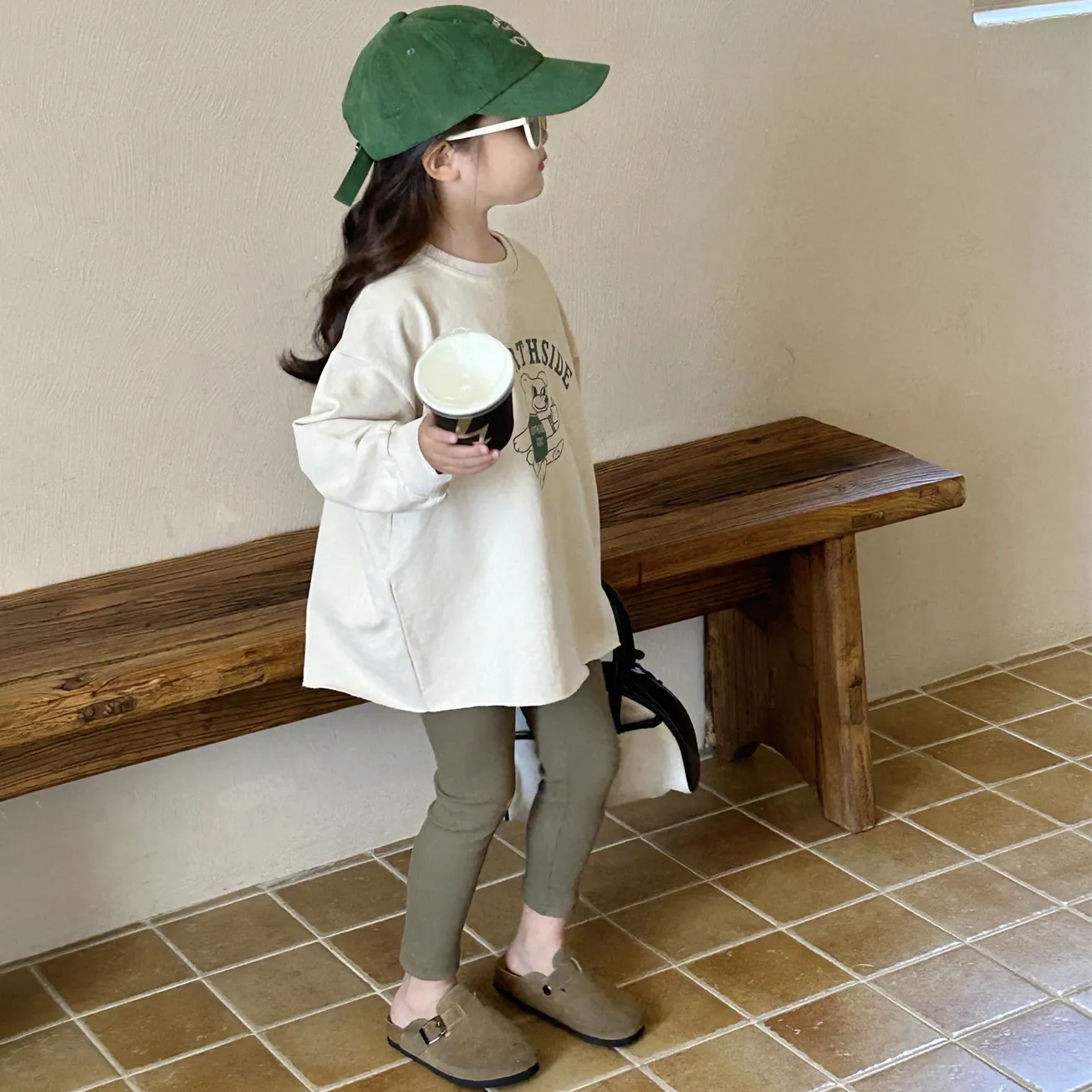 単品注文【90-140cm】人気上昇中 韓国系 カジュアル キュート カートゥーン トップス＋レギンス 子供服 春秋 女の子 二点セット