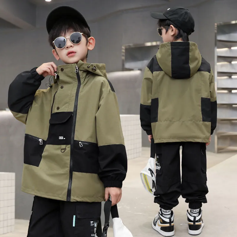 【120-170cm】2色選べる 大活躍  カジュアル かっこいい 配色 切り替え キッズ 男の子 アウター