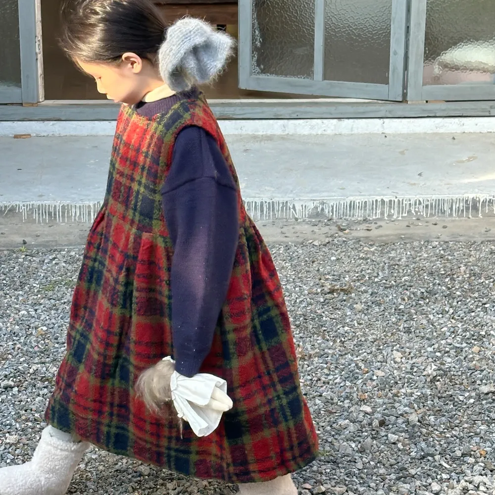 100-150 韓国ファッション ラシャ 厚手 秋冬 子供服 キッズ ジュニア 女の子 チェック柄 ノースリーブ 中長 ワンピース