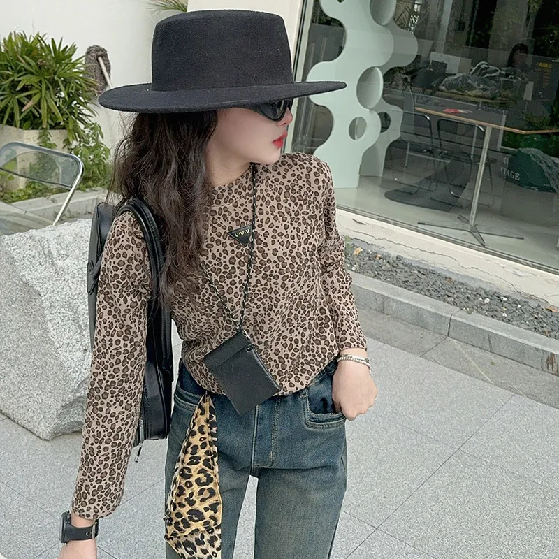 120-170 カッコイイ ヒョウ柄 秋冬 子供服 キッズ ジュニア 女の子 スエード生地 トップス カットソー 長袖 Tシャツ