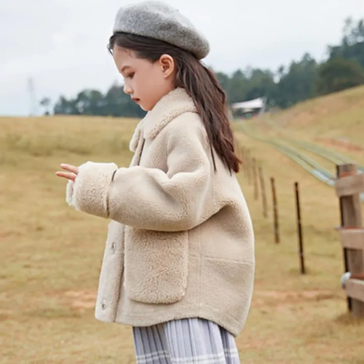 【110-160】シンプル 無地 スウィート 折り襟 秋冬 子供服 女の子 フワフワ アウター