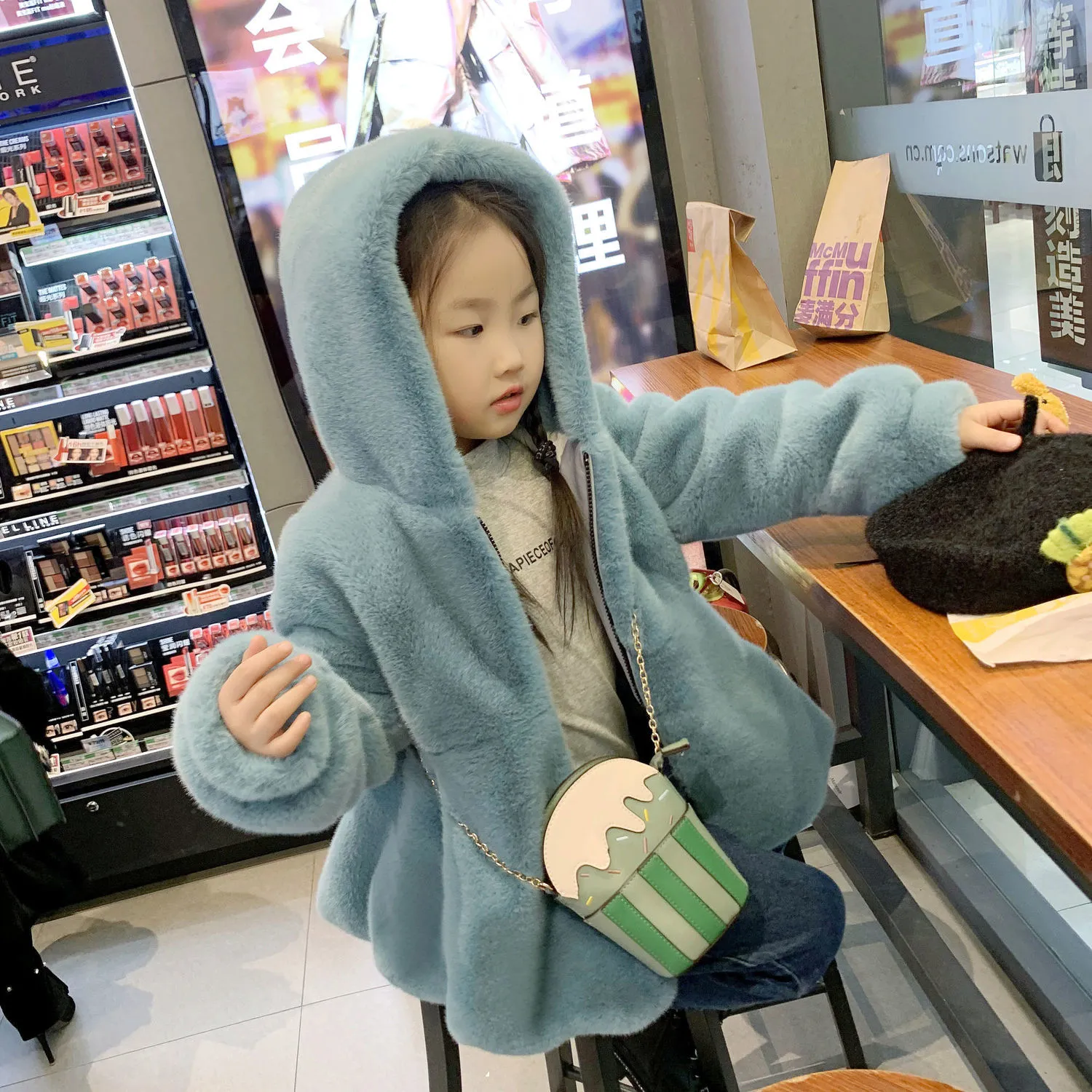 【80-160】全4色 無地 フワフワ フード付き 厚手 秋冬 子供服 キッズ 女の子 コート アウター