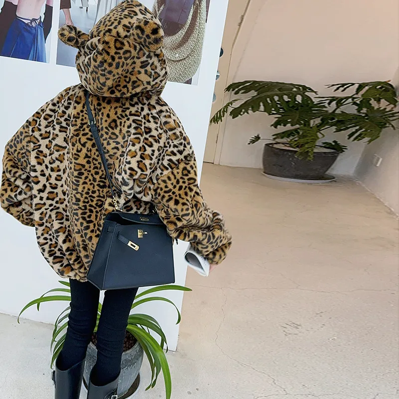 120-170 目を奪われる ヒョウ柄 ふわふわ あったか 厚手 秋 冬 子供服 キッズ ジュニア 女の子 動物耳付き フード付き ジャケット アウター
