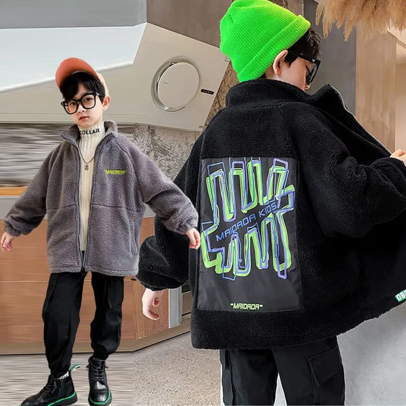 110-170 好評発売中 冬 男の子 子供服 キッズ ジュニア プリント ラムウール スタンドネック ジッパー トップス アウター