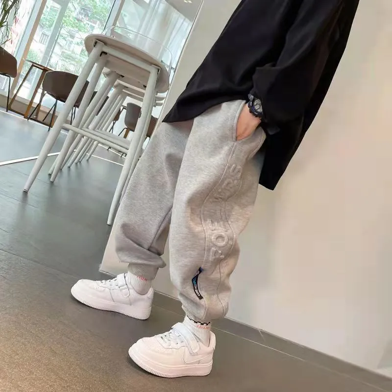 【100-170】アルファベット シンプル カジュアル スポーツ 春秋 薄手 冬 裏起毛 子供服 ジュニア 男の子 キッズ スウェット パンツ ボトムス