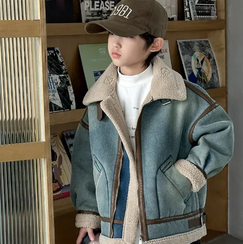 【120-170cm】リラックス感ある カジュアル 切り替え カッコイイ 大注目 男の子 アウター