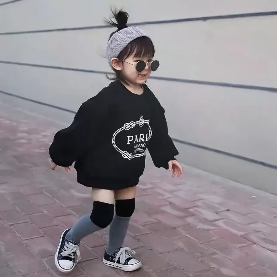 【100-160cm】人気上昇中  クール  柔らかい素材  合わせやすい  シンプル アルファベット  女の子  トレーナー