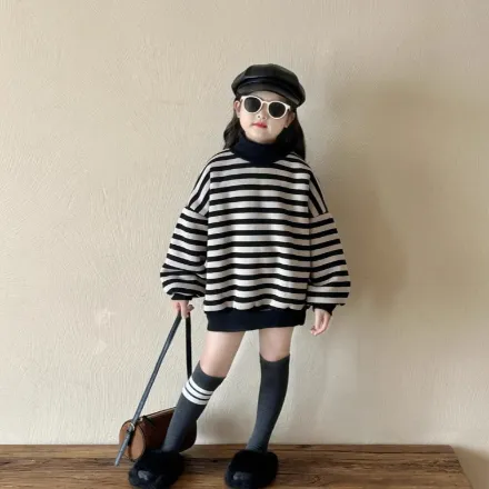 【90-140cm】好感度100％  カジュアル 合わせやすい ボーダー柄 女の子 トレーナー