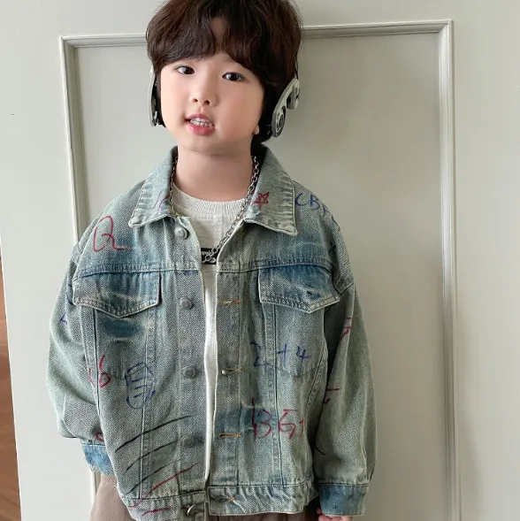 【90-150cm】おすすめ 大人気  ファッション  カジュアル  クール  合わせやすい  男の子  デニム  アウター