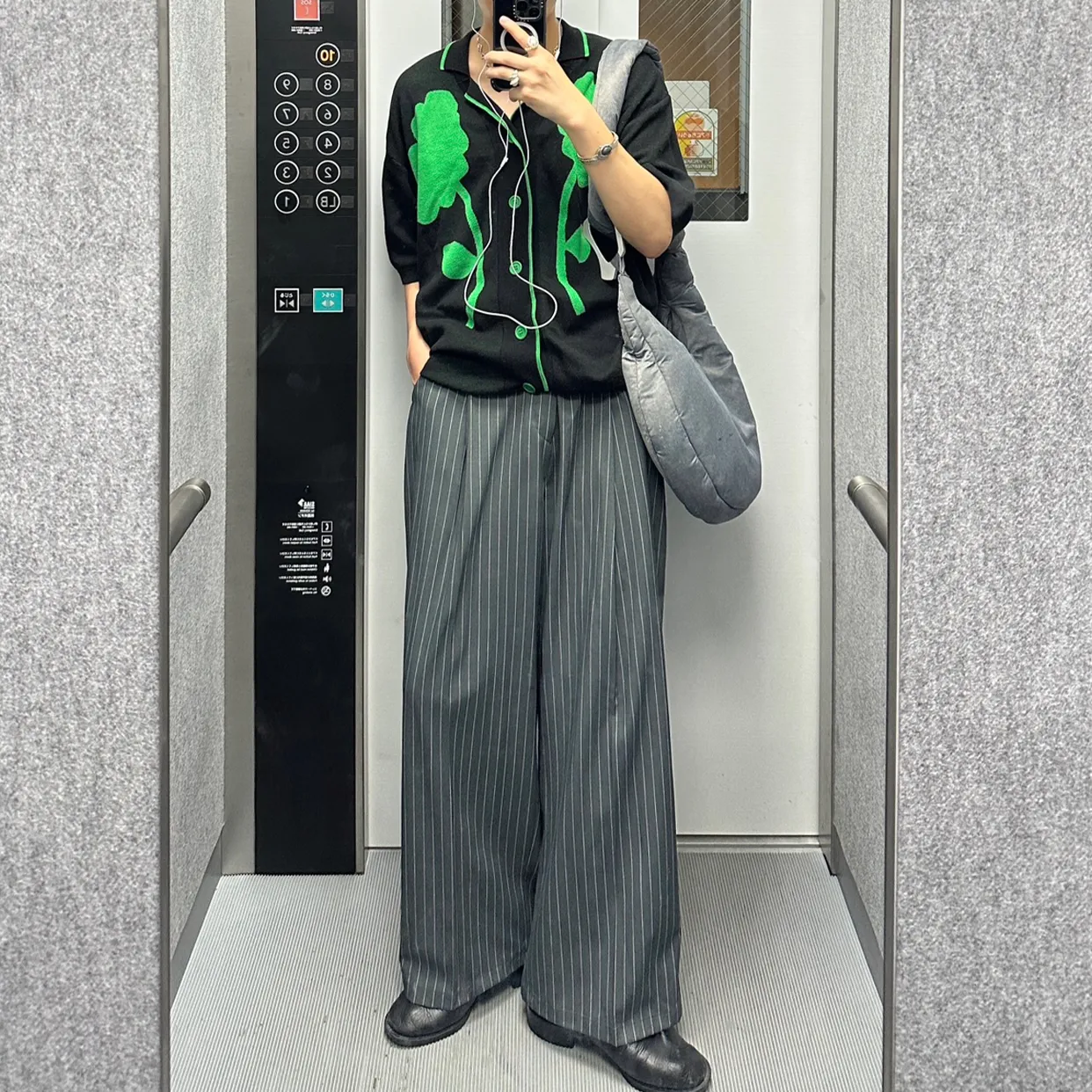 ローストライプスラックス