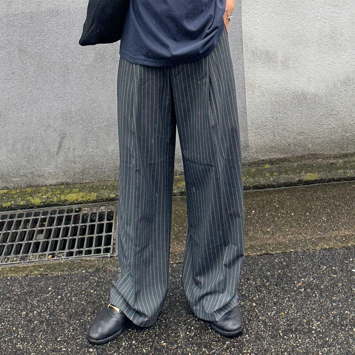 ローストライプスラックス