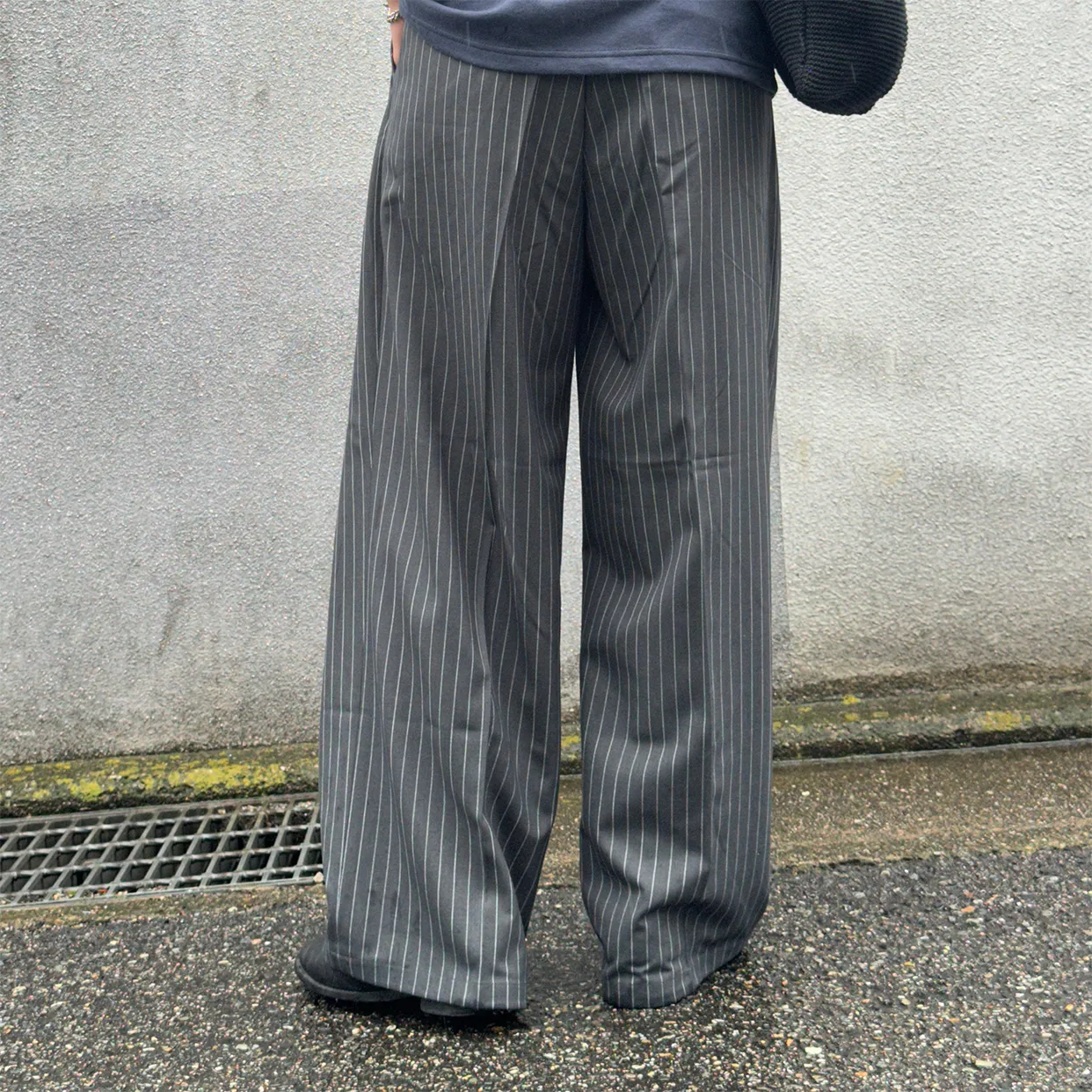 ローストライプスラックス