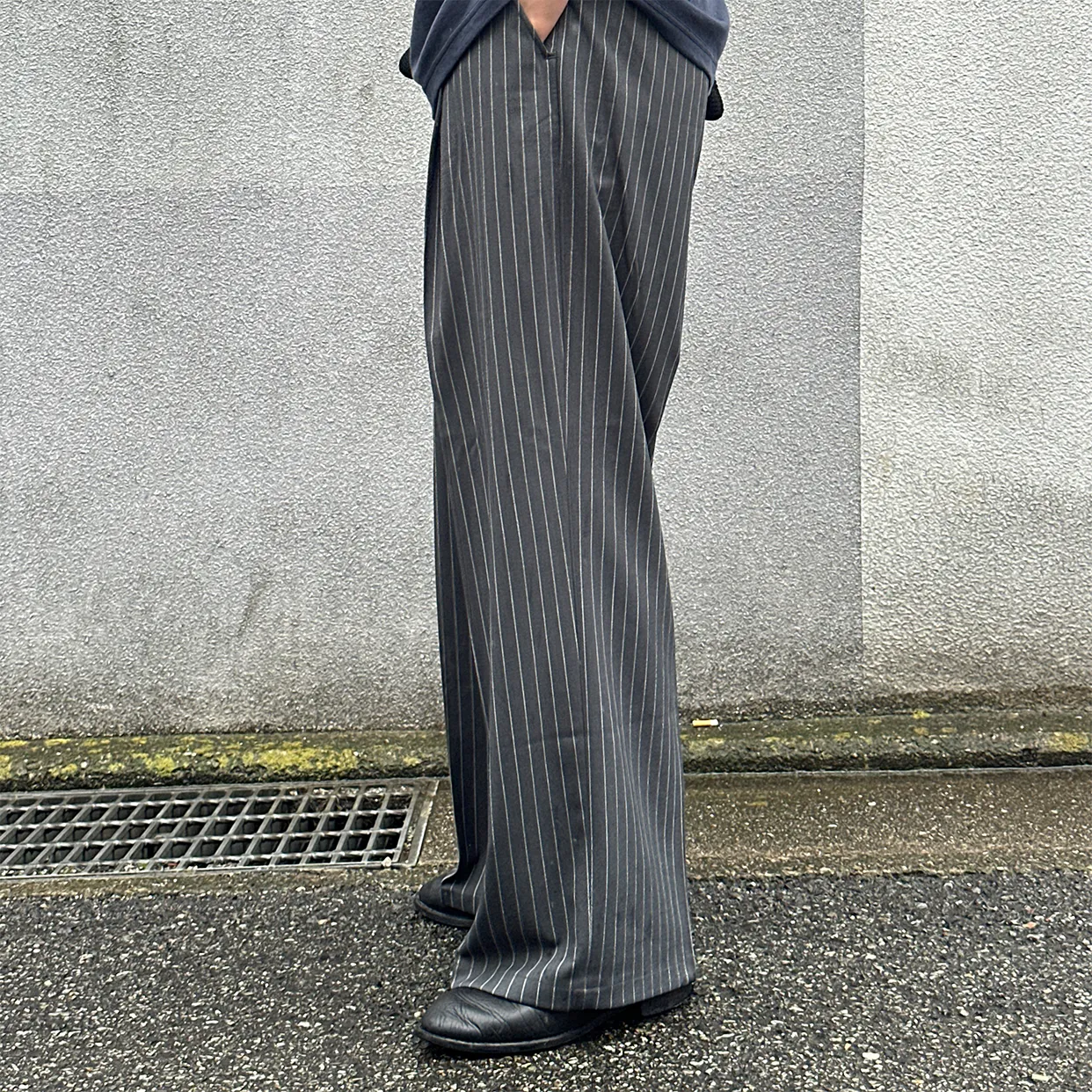 ローストライプスラックス