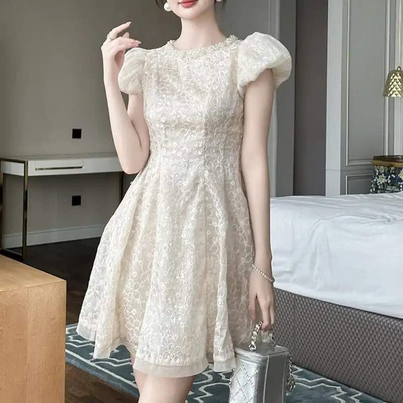 ワンピース パフスリーブ Aライン 大きいサイズ ベージュ