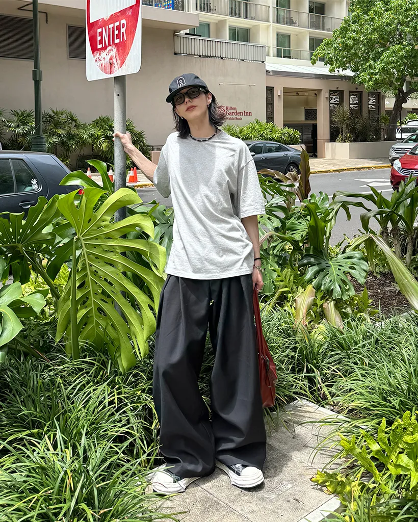バックフェイクポケットタックワイドスラックス