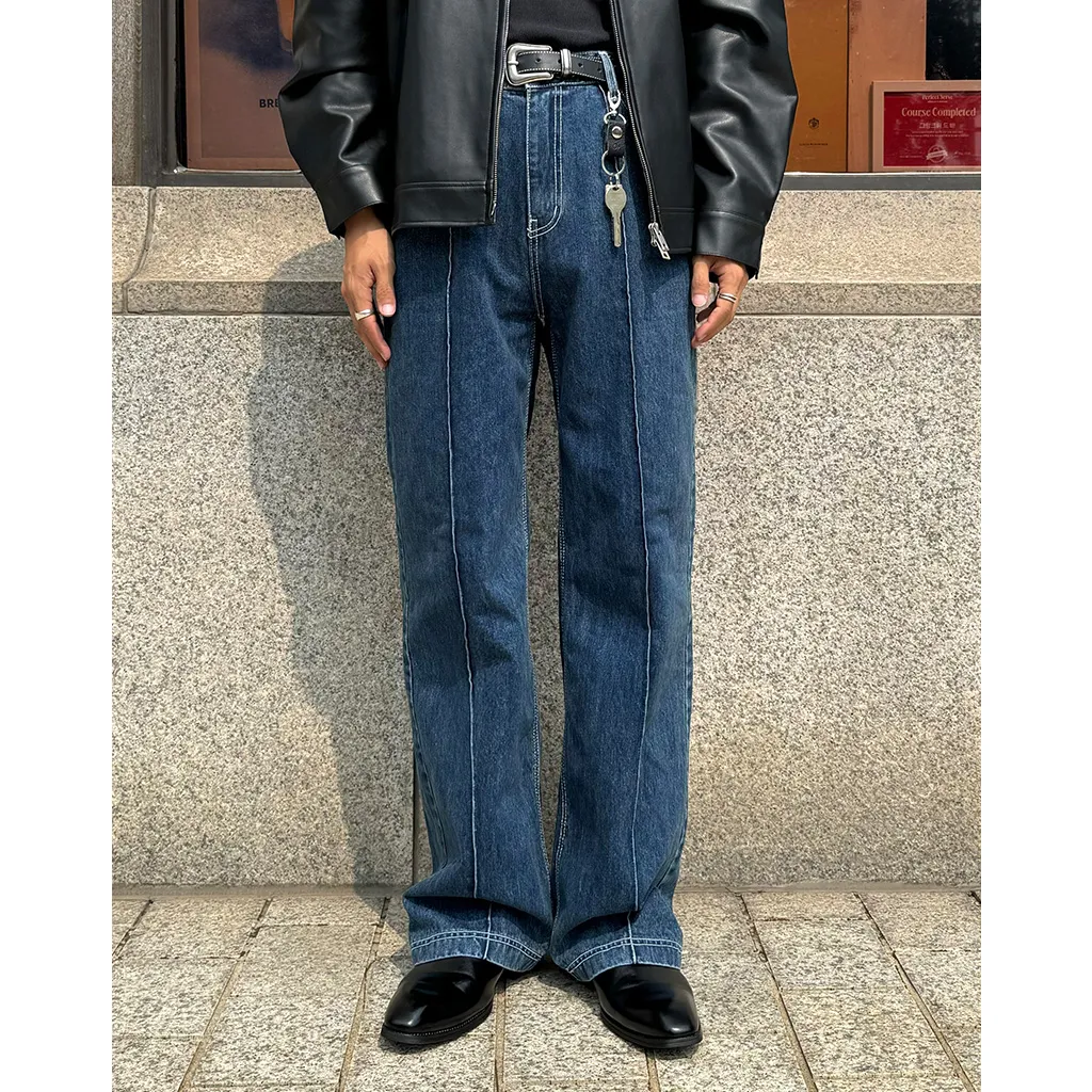 ピンタックストレートデニムパンツ