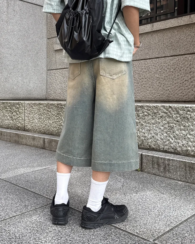 ヒゲウォッシュデニムフレアクロップドパンツ
