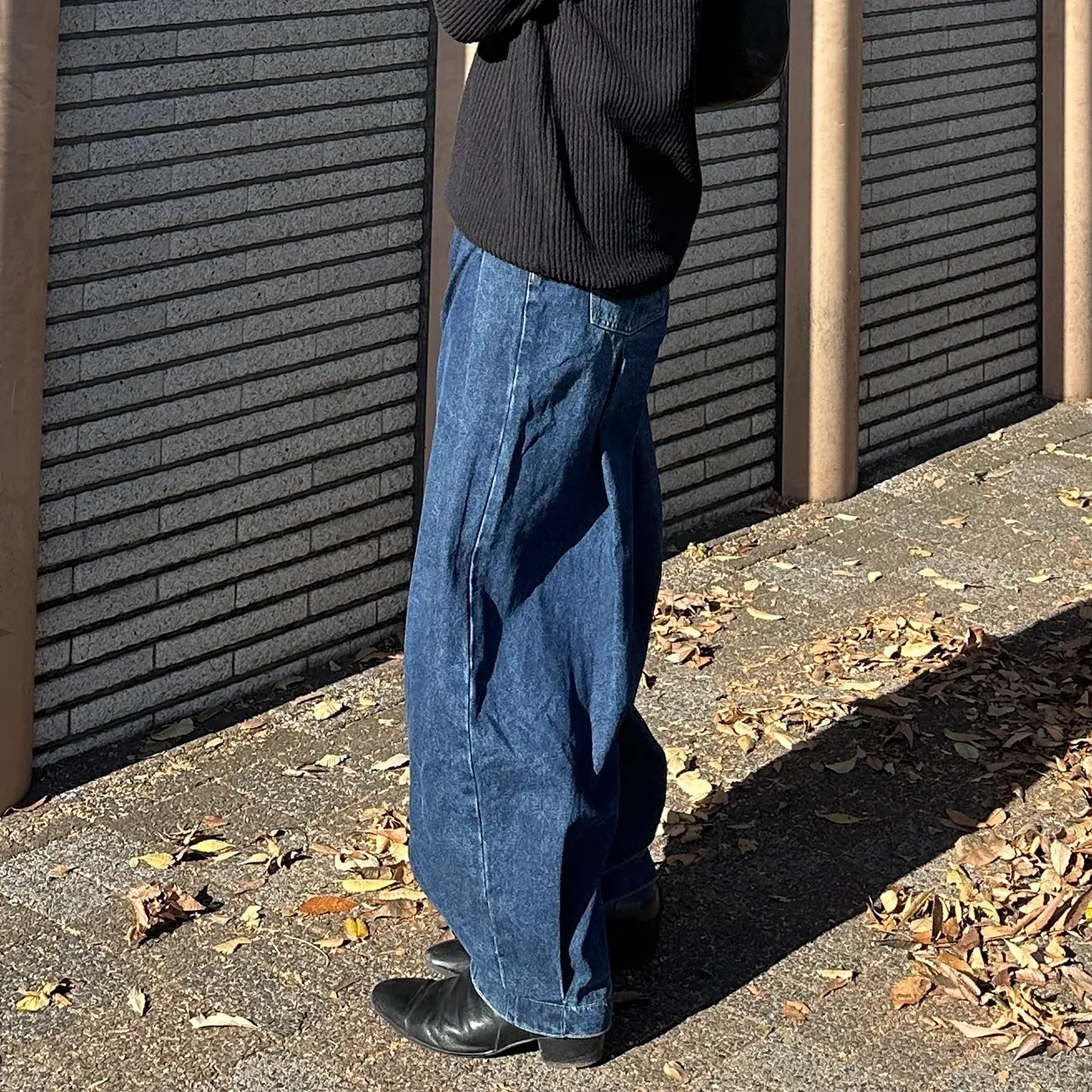 デニムワイドピンタックバルーンパンツ