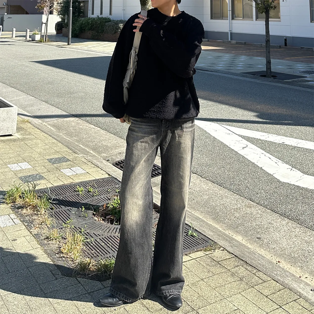 (ユニセックス) ヴィンテージブラックフレアデニム