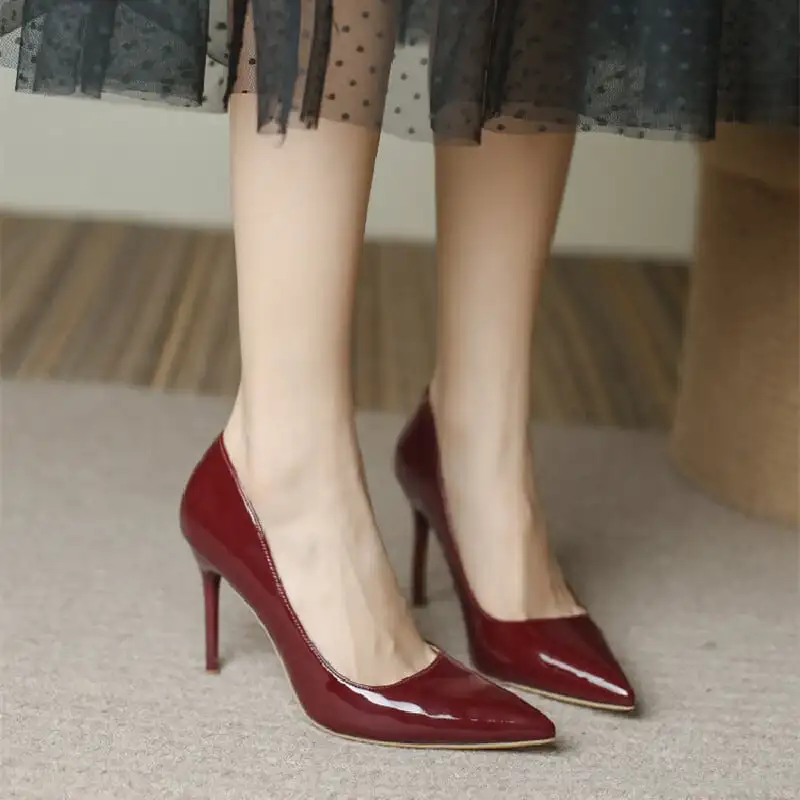 シューズ パンプス 3色展開 通勤 無地 ヌーディーベージュ ブラック ワインレッド 9.5CM