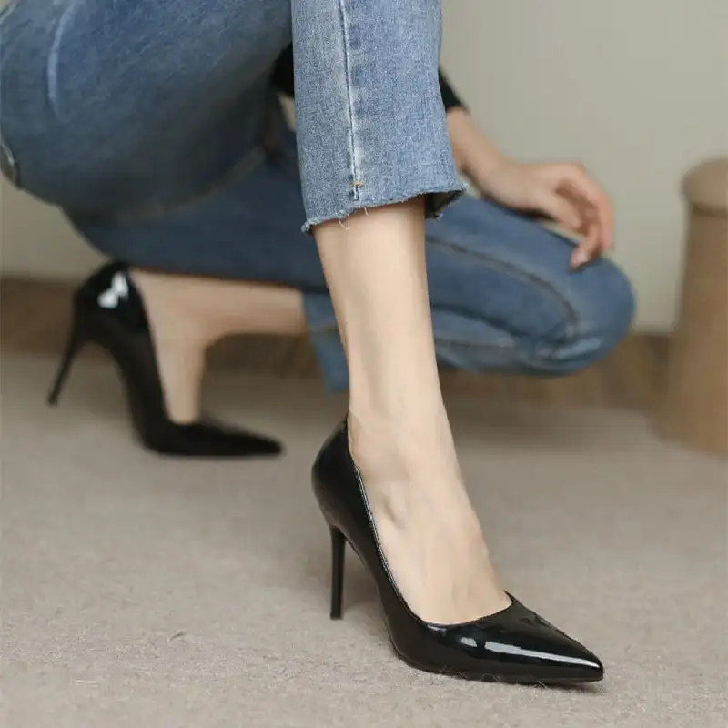 シューズ パンプス 3色展開 通勤 無地 ヌーディーベージュ ブラック ワインレッド 9.5CM