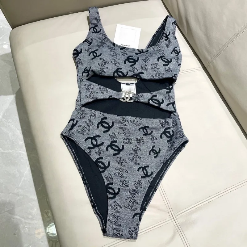 【S-XL】美人度アップ 通気性 快適性 速乾性 本当に美しい ワンピース水着