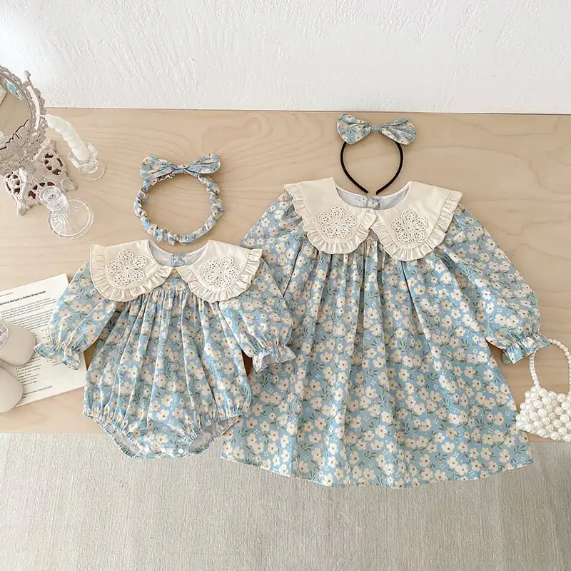 【66-130cm】姉妹服フラワー柄ブルーロンパース、ワンピース