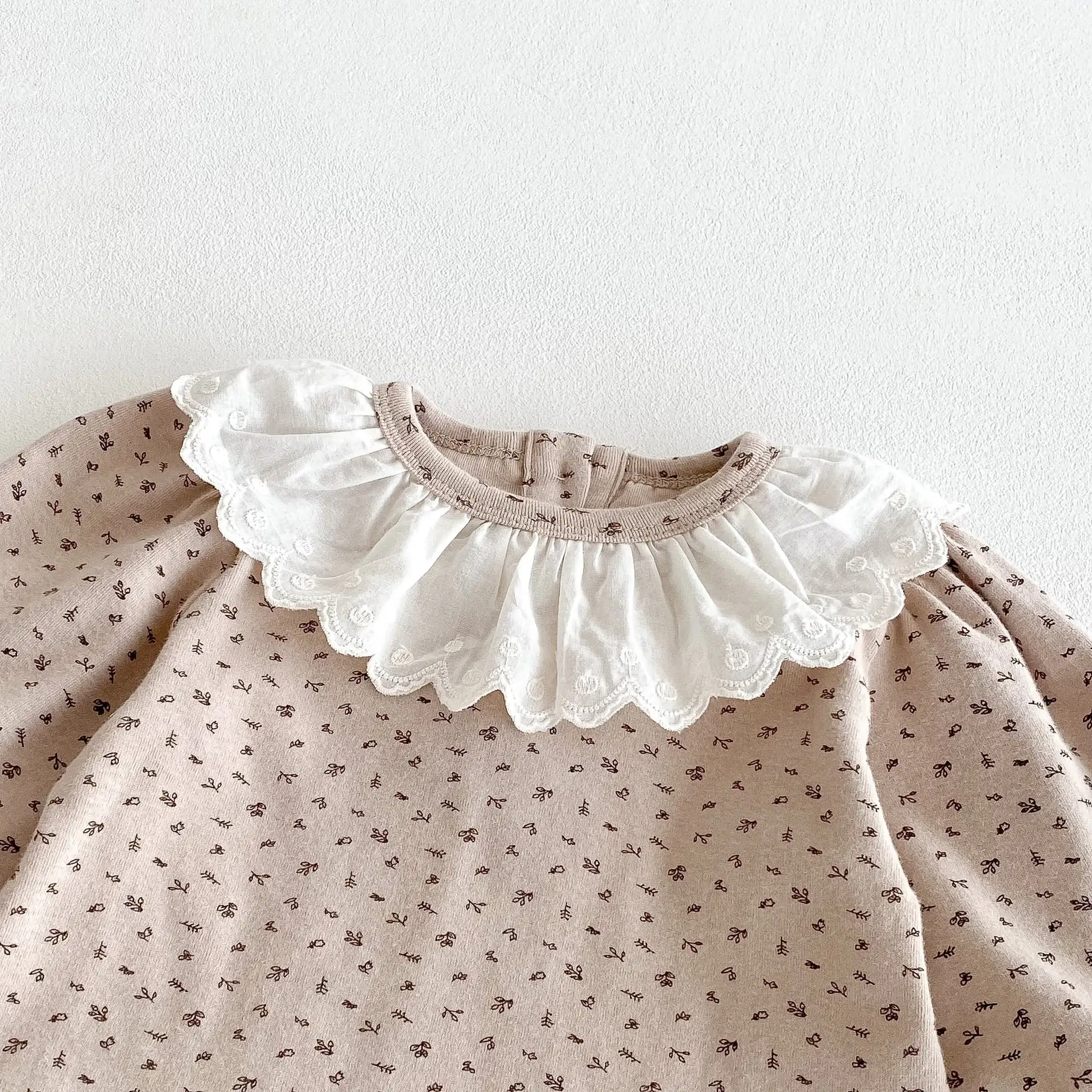 【66-100cm】ブラウンフラワーTシャツ&サロペット