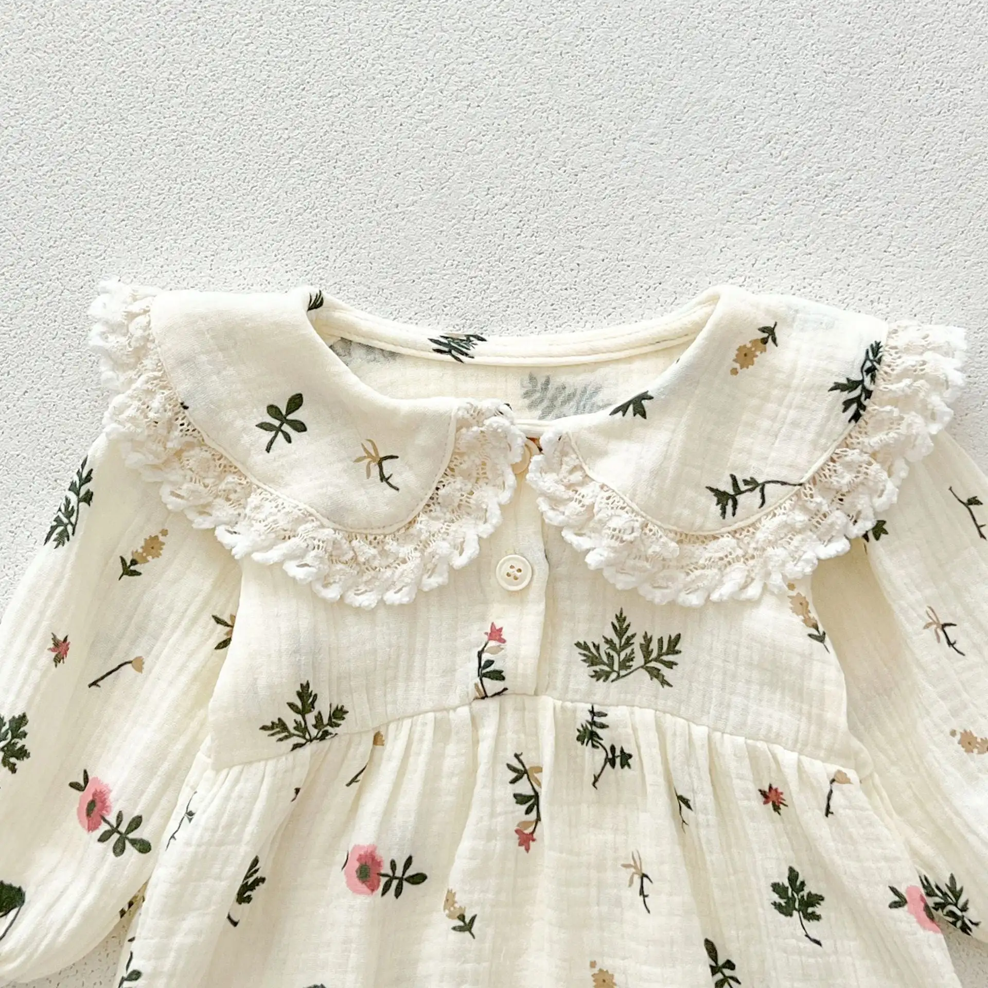 【66-90cm】プリンセス小花ロンパース