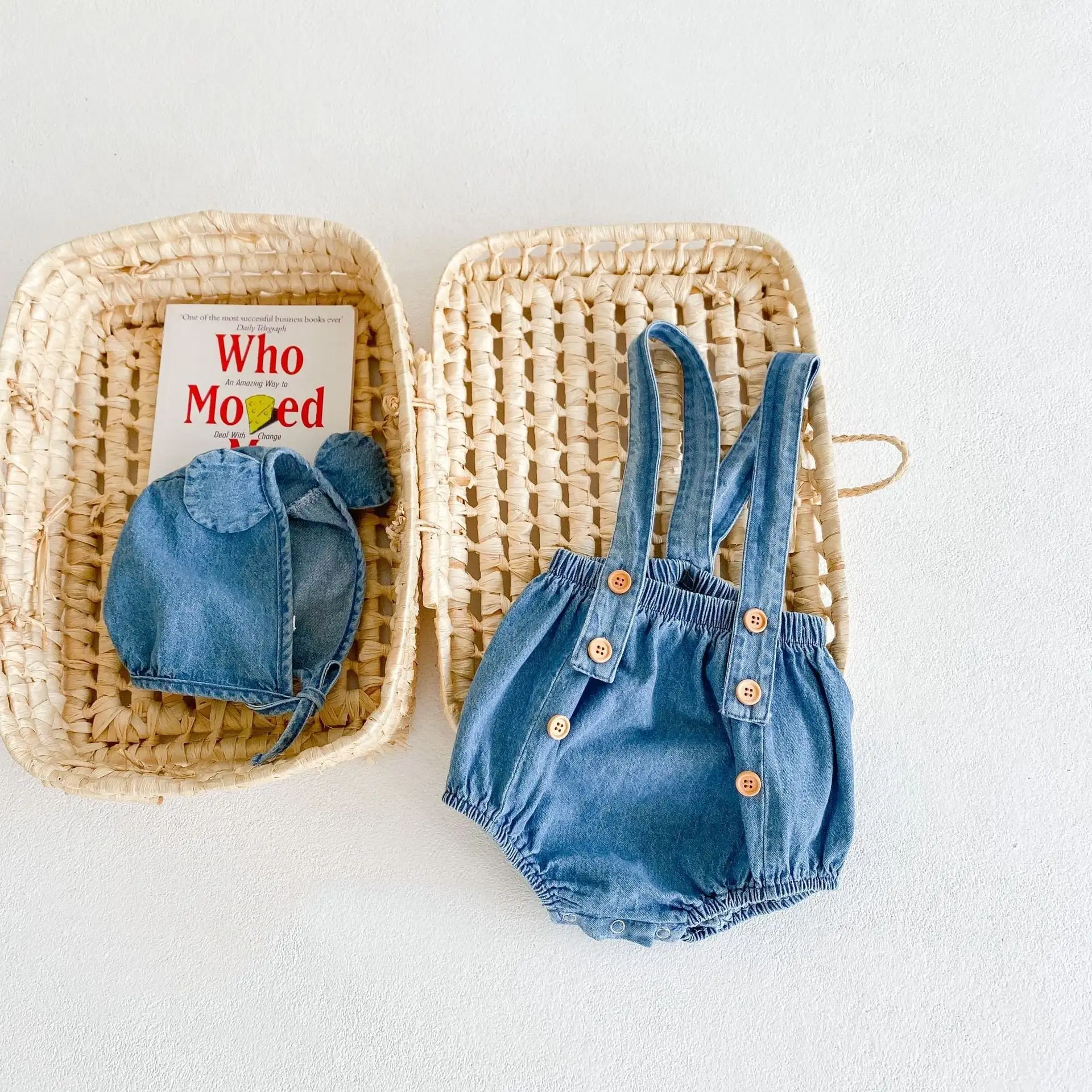 【66-90cm】デニムサロペロンパース&クマ耳帽子