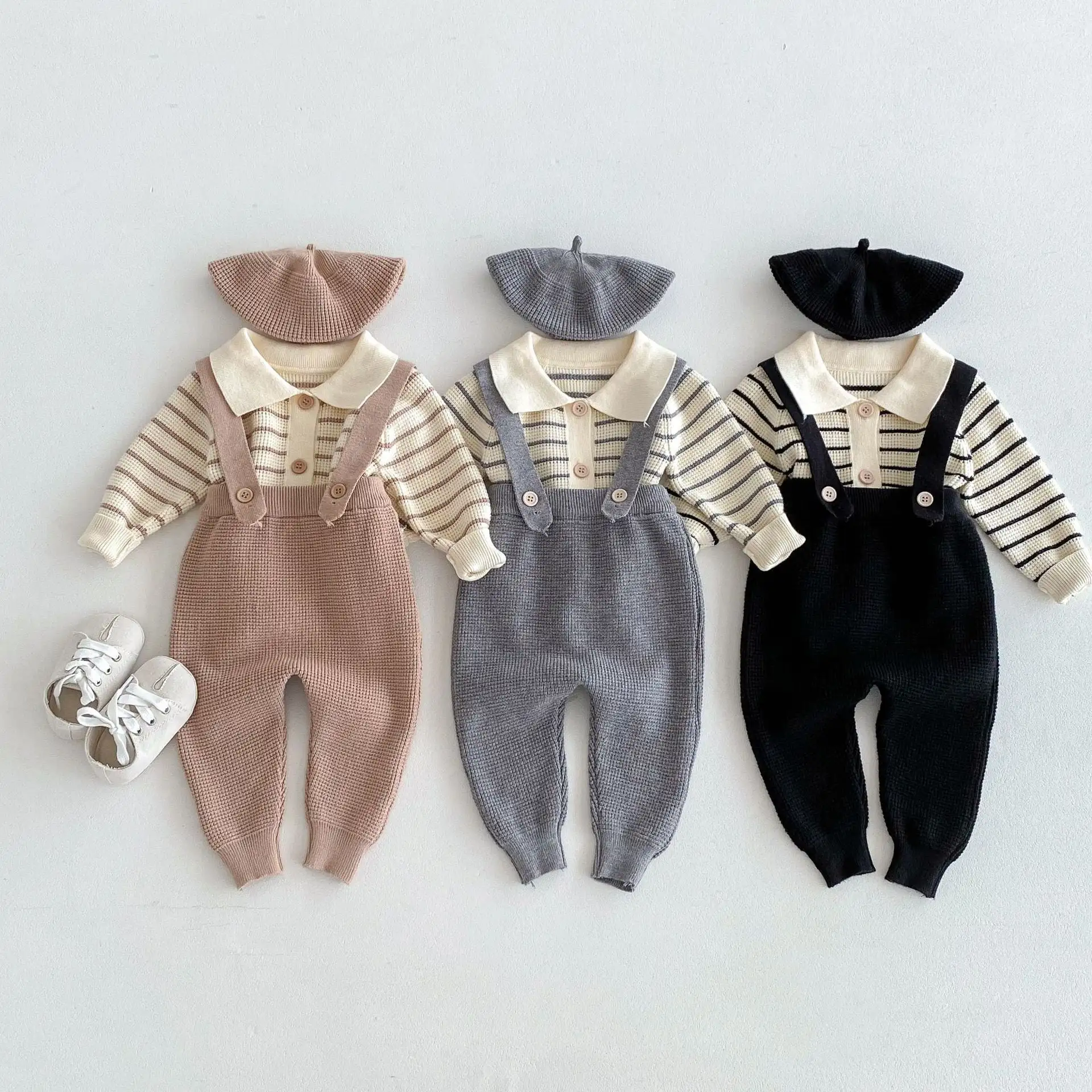 【66-90cm】ワッフルボーダーカーディガン+サロペット二点セット