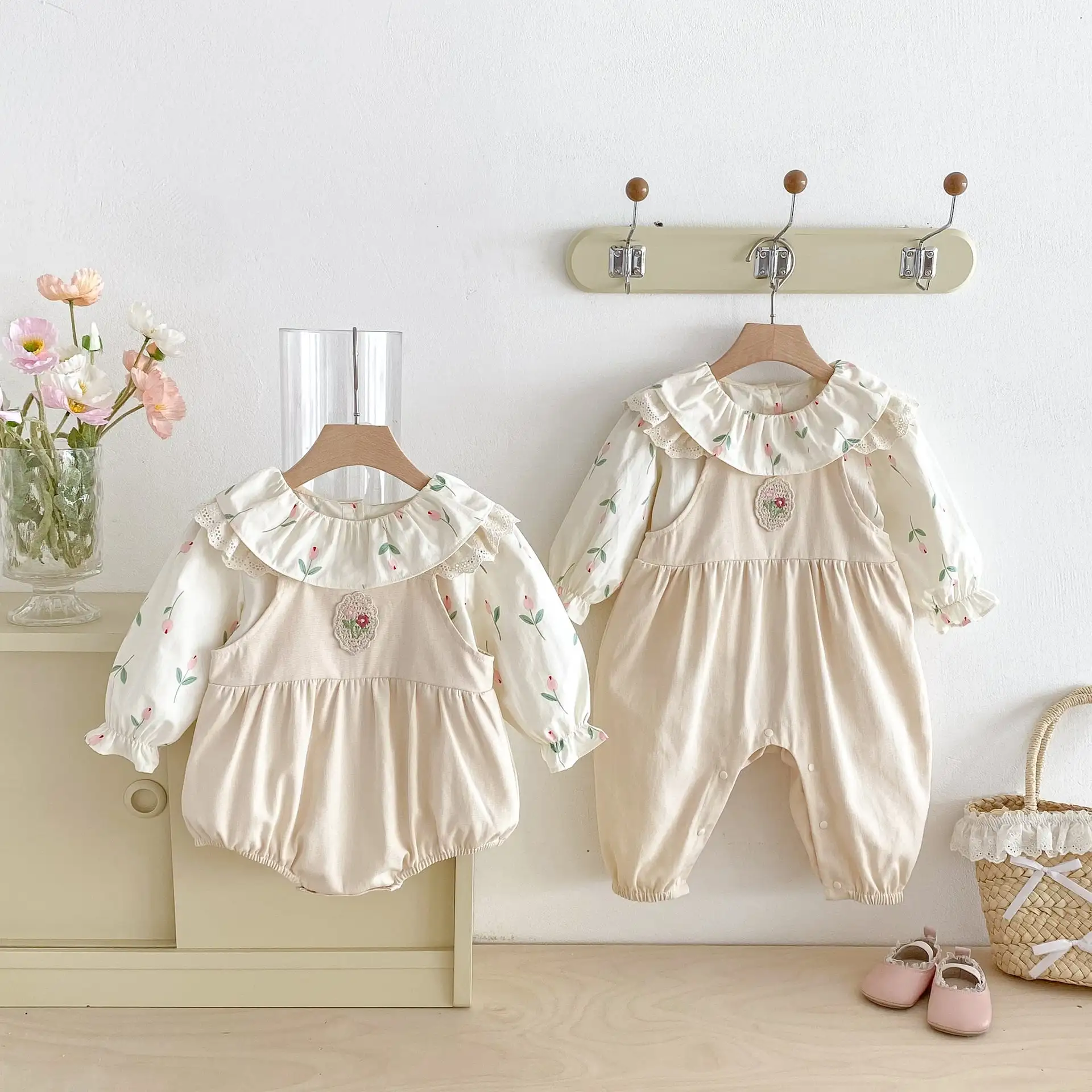 【66-100cm】姉妹服フラワー刺繡ロンパース、サロペット